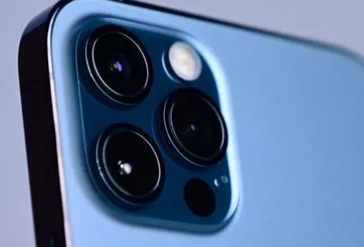 登封apple维修点分享苹果iPhone小小的闪光灯