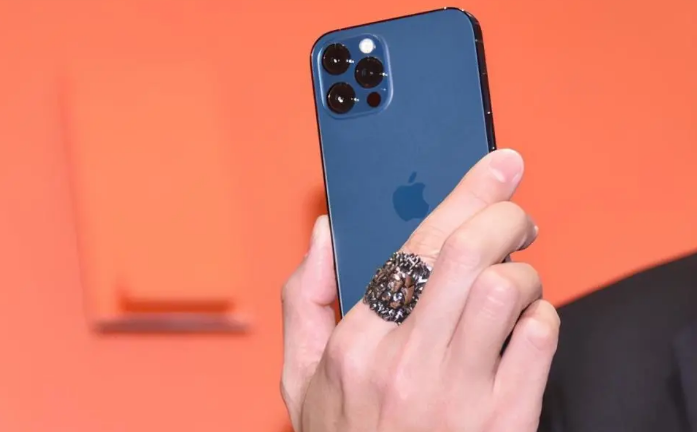 登封苹果手机维修分享iPhone12系列重启方法教程 